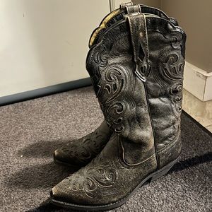 Dark brown/black Rockin Country cowboy boots (women’s)